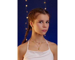 Naszyjnik z różowych koralików z muszelką z kolekcji Aqualessia (C24/AQUA/02AU)