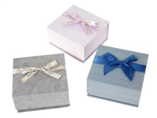 Pudełko na prezenty z zapięciem na magnes MIX