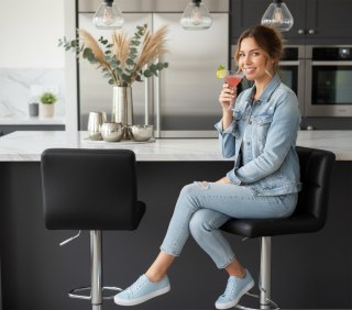 Hoker krzesło barowe Arako czarne