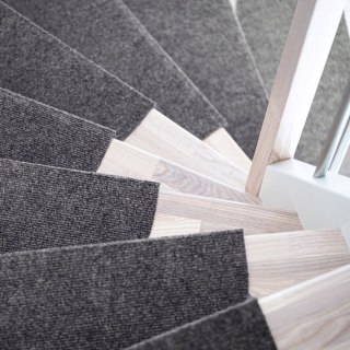 Dywanik na stopnie STEPI grafitowy 15 sztuk