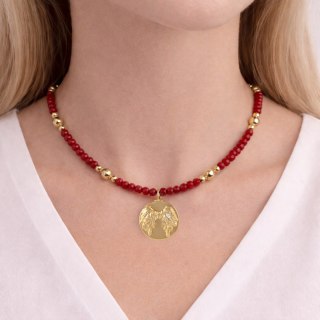 Naszyjnik z czerwonych koralików i złotych kulek z plasterkiem, ze skrzydłami (C25/KOR/105AU)