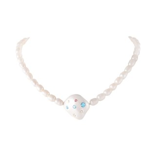 Naszyjnik z perłami i kryształkami Preciosa (C25/JES/120AU)