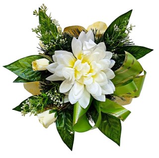 Stroik pięknych sztuchnych kwiatów na cmentarz grób Wszystkich Świętych