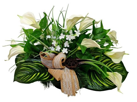 Stroik pięknych sztuchnych kwiatów na cmentarz grób Wszystkich Świętych